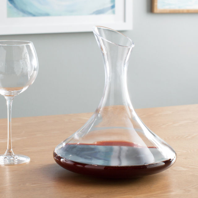 Ultra Magnum Decanter with Free Luxury Satin Decanter Bag